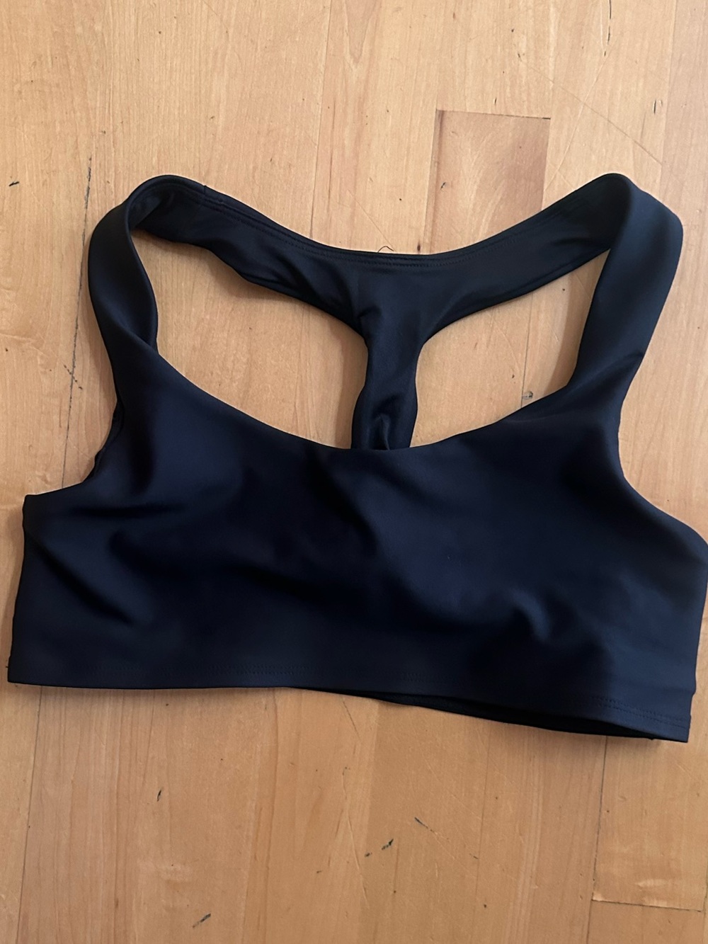 Women’s ALO Yoga Black Racerback Sports Bra. M